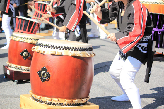 股引のおすすめの素材やタイプは祭りの楽しみ方によって違ってきますよ！